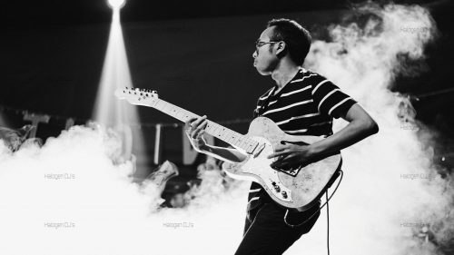 Click here to learn more about our Corporate Live Music services!
