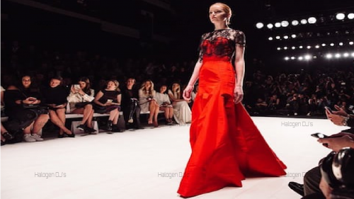 Click here to learn more about our Runway Models services!