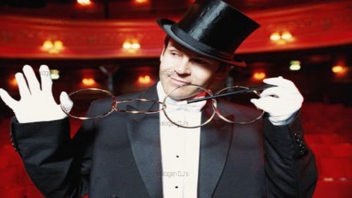 Click here to learn more about our Private Function Circus Acts!